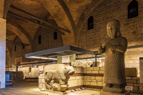 ¡Sumérgete en la historia y el misterio del Museo de las Civilizaciones de Polatlı! Un viaje a través del tiempo y la cultura turca.