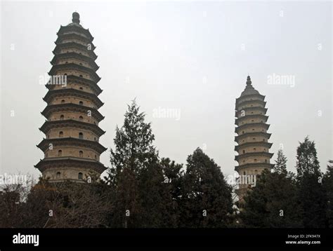  ¡Sumérgete en la Historia y la Belleza Natural del Templo de Yongzuo en Taiyuan!