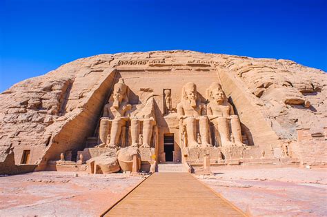 ¡El Templo de Abu Simbel: Una joya egipcia que desafía al tiempo!